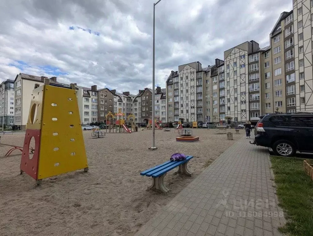 2-к кв. Калининградская область, Калининград Весенняя ул., 1 (62.5 м) - Фото 1
