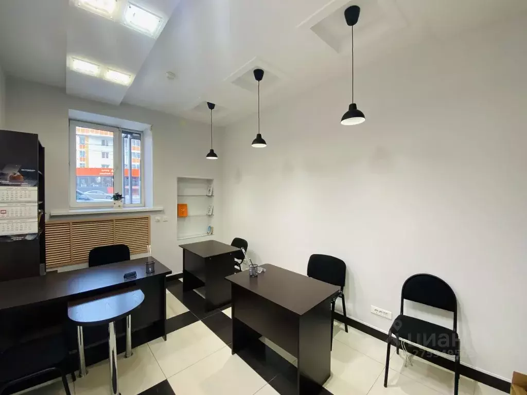 Офис в Иркутская область, Иркутск Байкальская ул., 216А/3 (18 м) - Фото 1