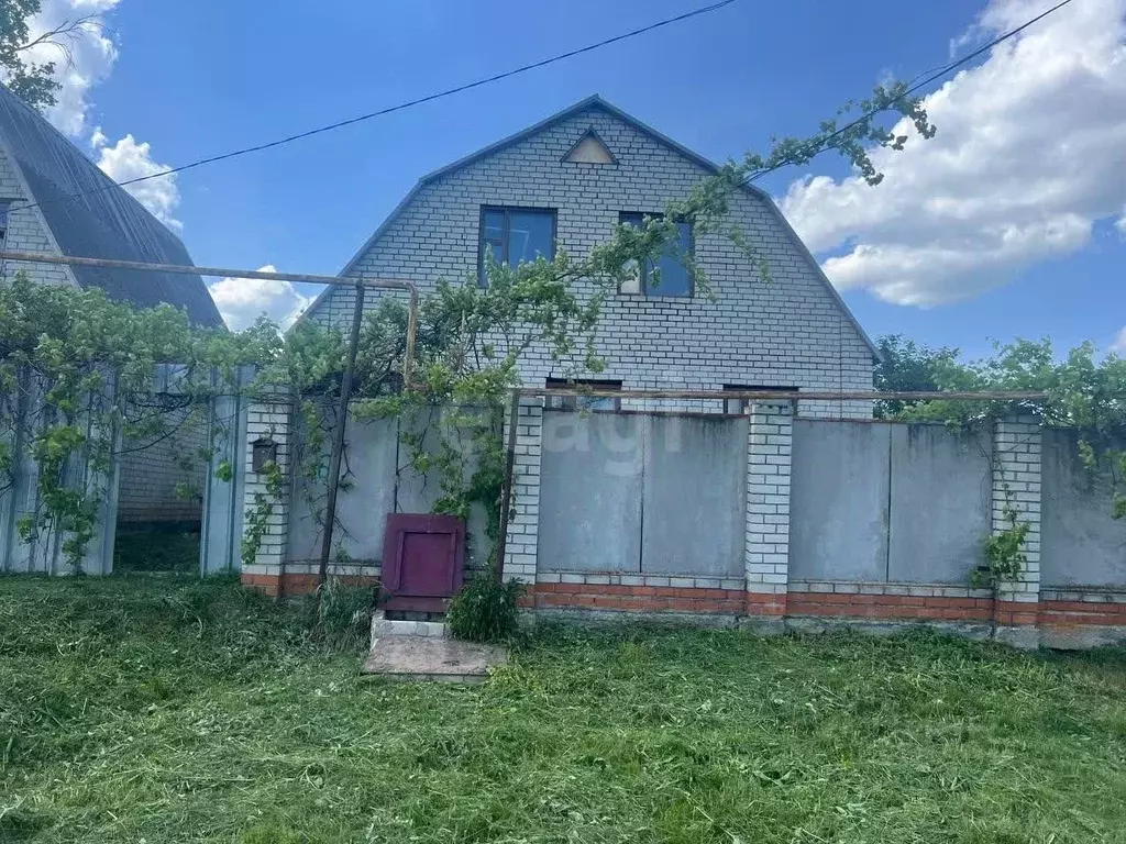 Дом в Белгородская область, Губкинский городской округ, с. Сапрыкино ... - Фото 1