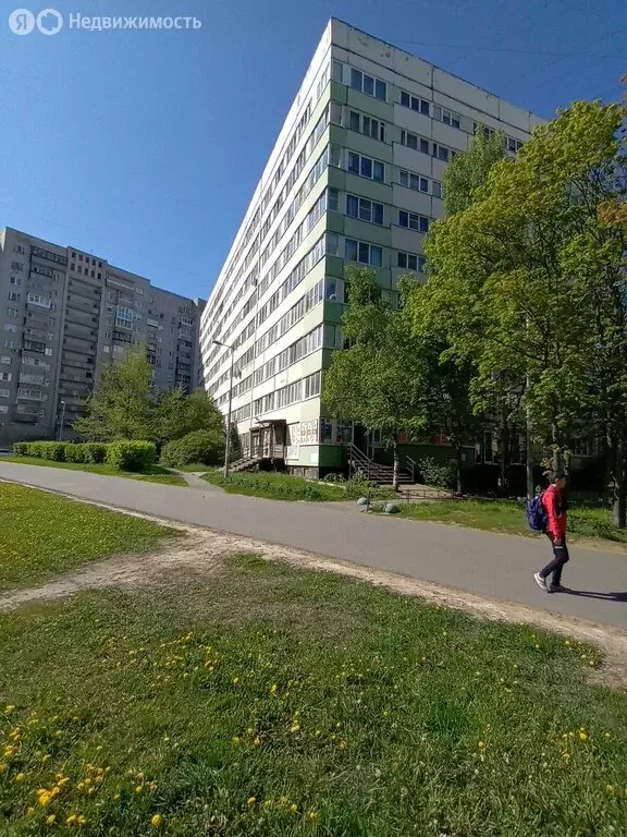 1к в 3-комнатной квартире (11.8 м) - Фото 0