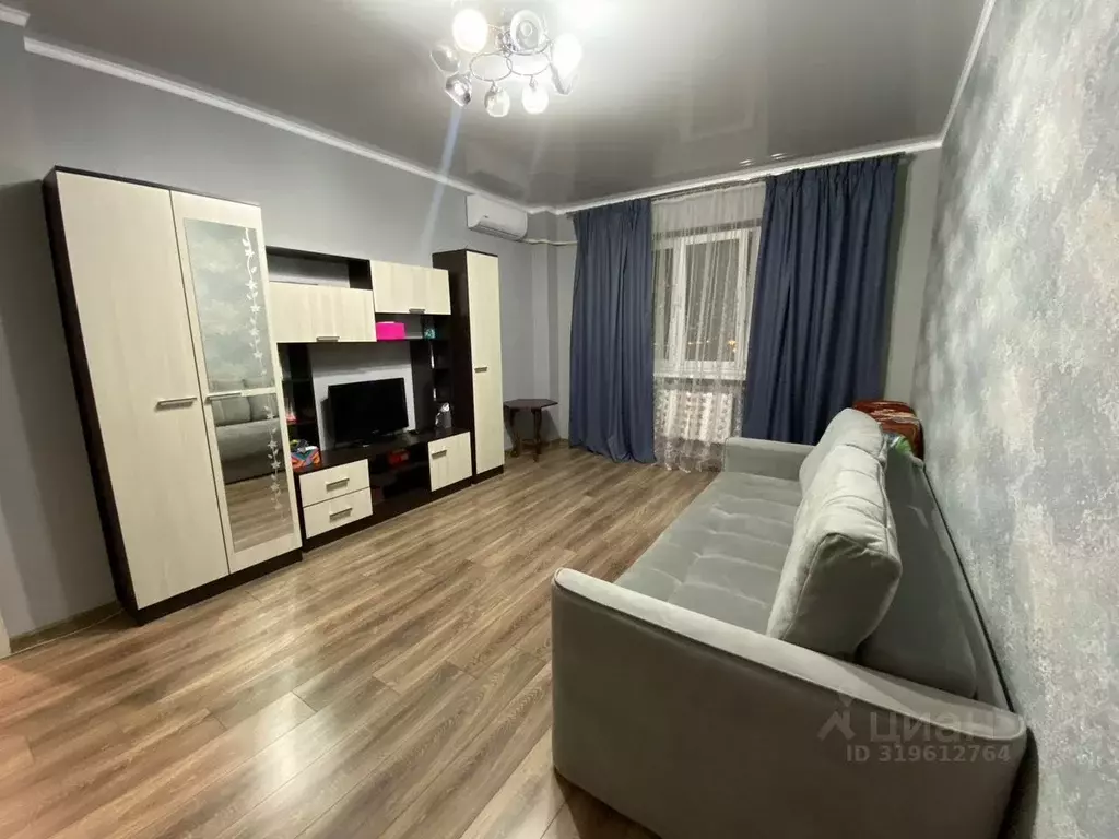 1-к кв. Краснодарский край, Краснодар ул. Имени Симиренко, 71к1 (47.0 ... - Фото 0