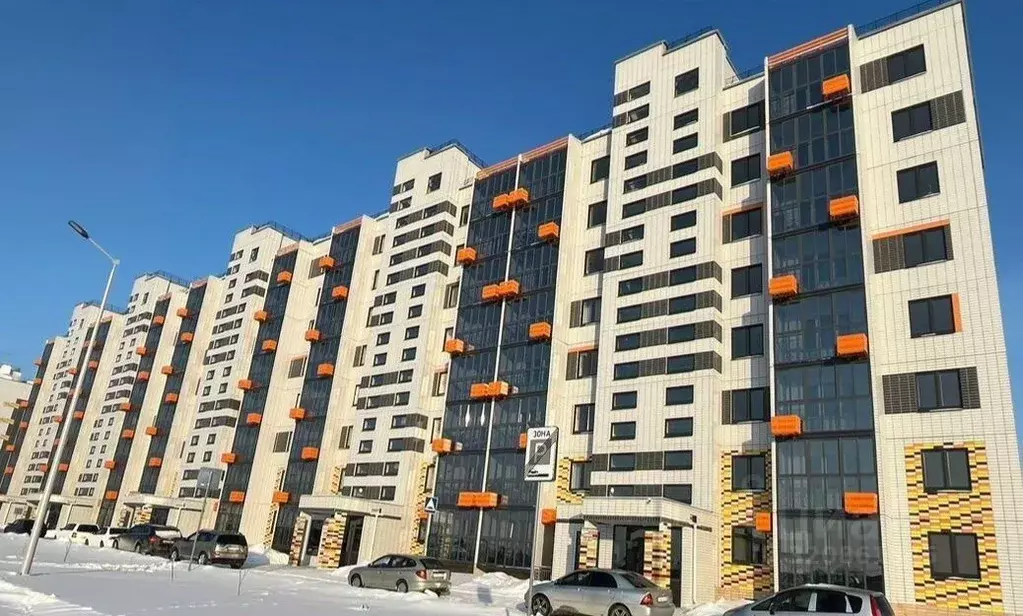 3-к кв. Омская область, Омск проезд 4-й Амурский, 15 (76.8 м) - Фото 2