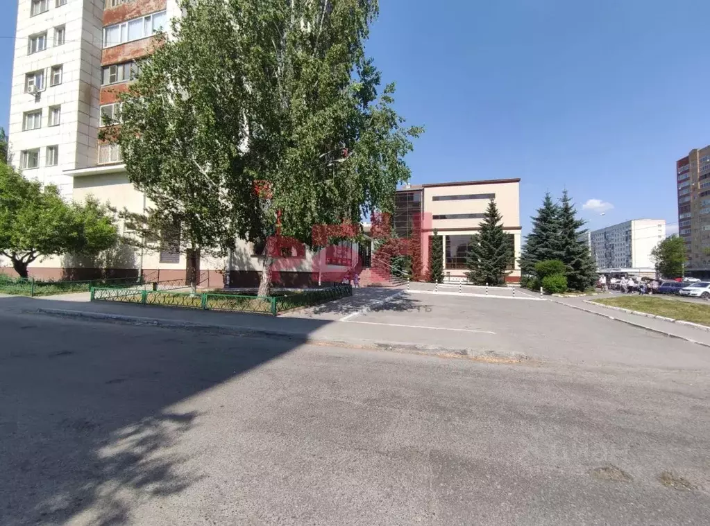 Торговая площадь в Тюменская область, Тюмень ул. Пермякова, 52 (460 м) - Фото 1