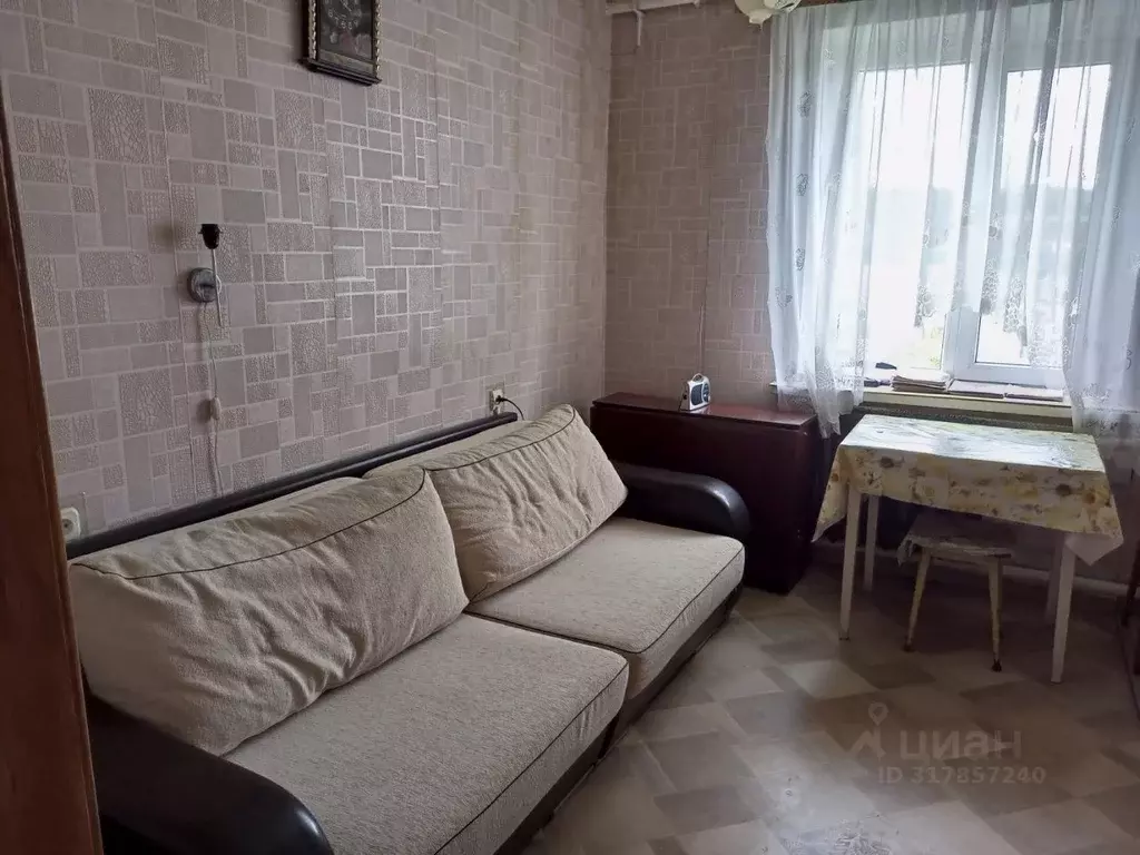 Дом в Орловская область, Мценский район, д. Аниканово ул. ... - Фото 1