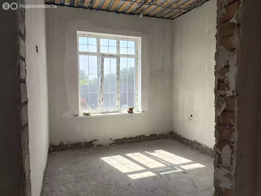 Дом в село Новобессергеневка, Молодёжная улица, 17 (90 м) - Фото 0