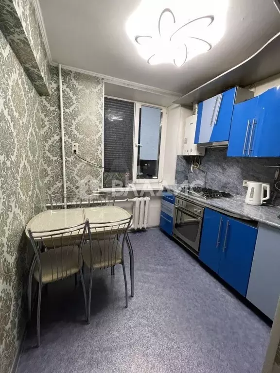 2-к. квартира, 40 м, 5/5 эт. - Фото 0