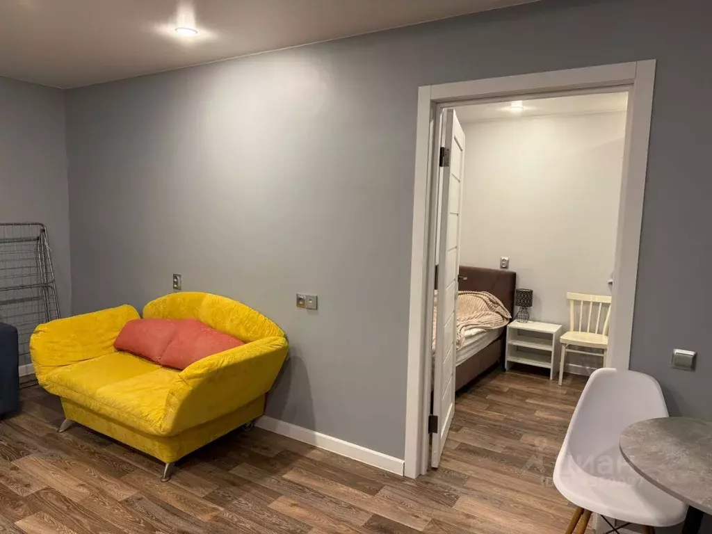 2-к кв. Кировская область, Киров ул. Защитников Отечества, 146 (44.0 ... - Фото 2