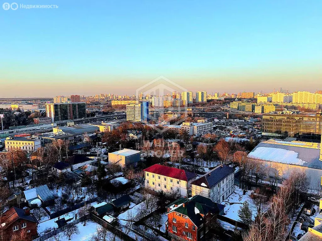 3-комнатная квартира: посёлок городского типа Новоивановское, ... - Фото 2