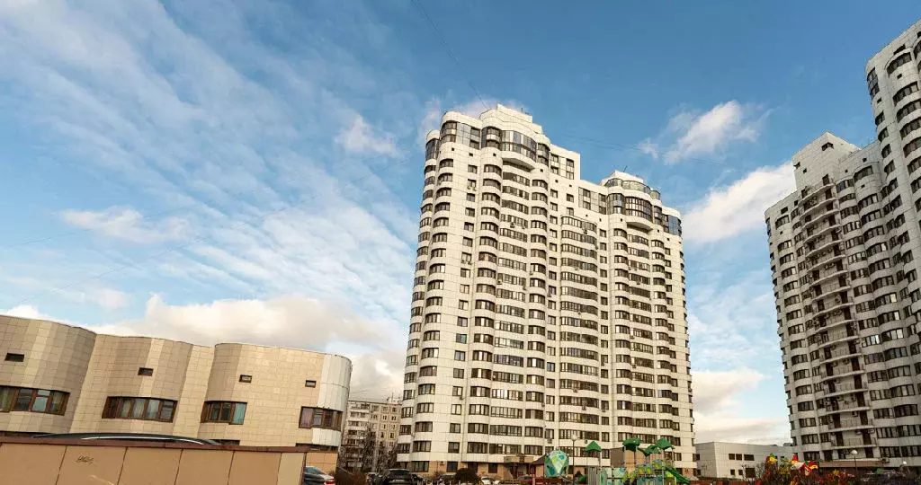 Продается 3-комнатная квартира - Фото 1