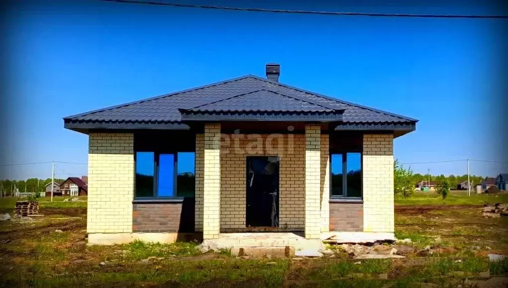 Дом в Башкортостан, Уфимский район, Русско-Юрмашский сельсовет, д. ... - Фото 1
