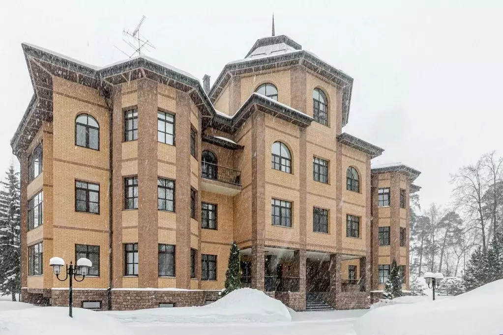 Таунхаус в Московская область, Красногорск городской округ, с. ... - Фото 0