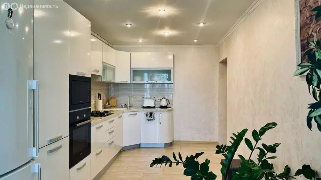 3-комнатная квартира: Запрудное, Садовый переулок, 2 (70.8 м) - Фото 1