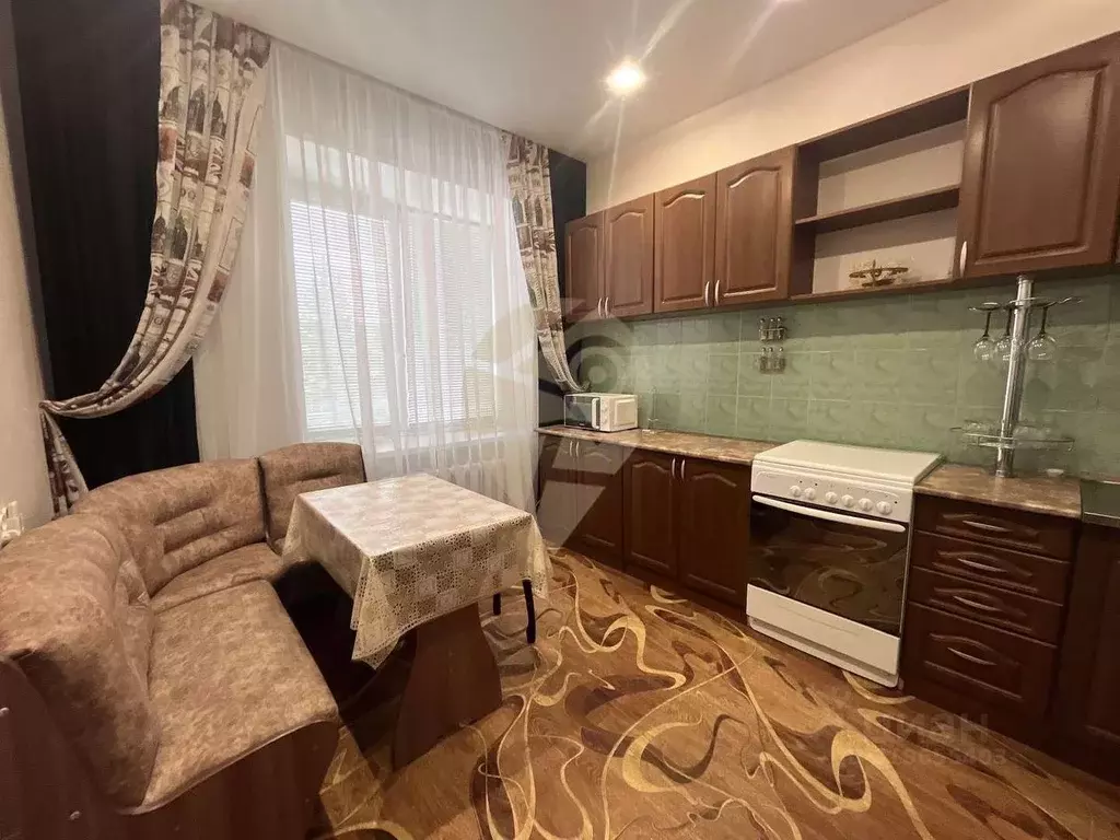 2-к кв. Белгородская область, Старый Оскол Жукова мкр, 16 (76.0 м) - Фото 1