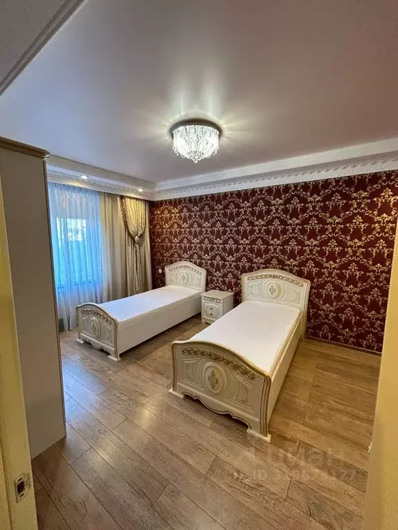 1-к кв. Крым, Симферополь ул. Тепличная, 22 (40.0 м) - Фото 1