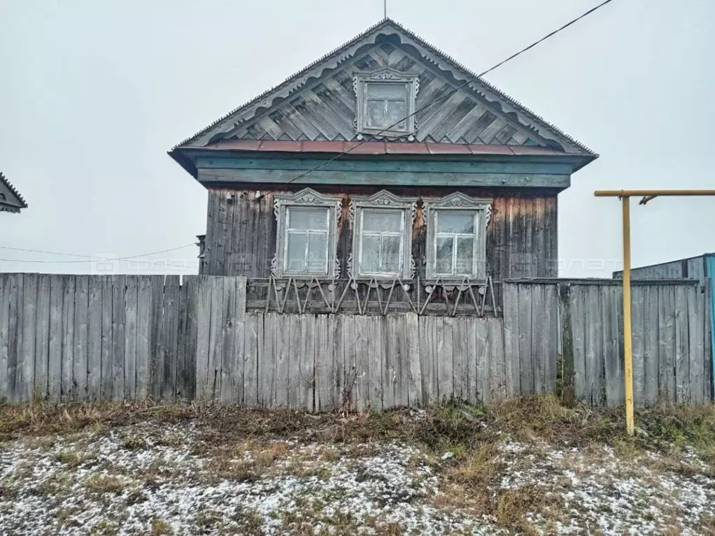 Дом в Татарстан, Атнинский район, с. Большая Атня ул. Карла Маркса, 69 ... - Фото 1