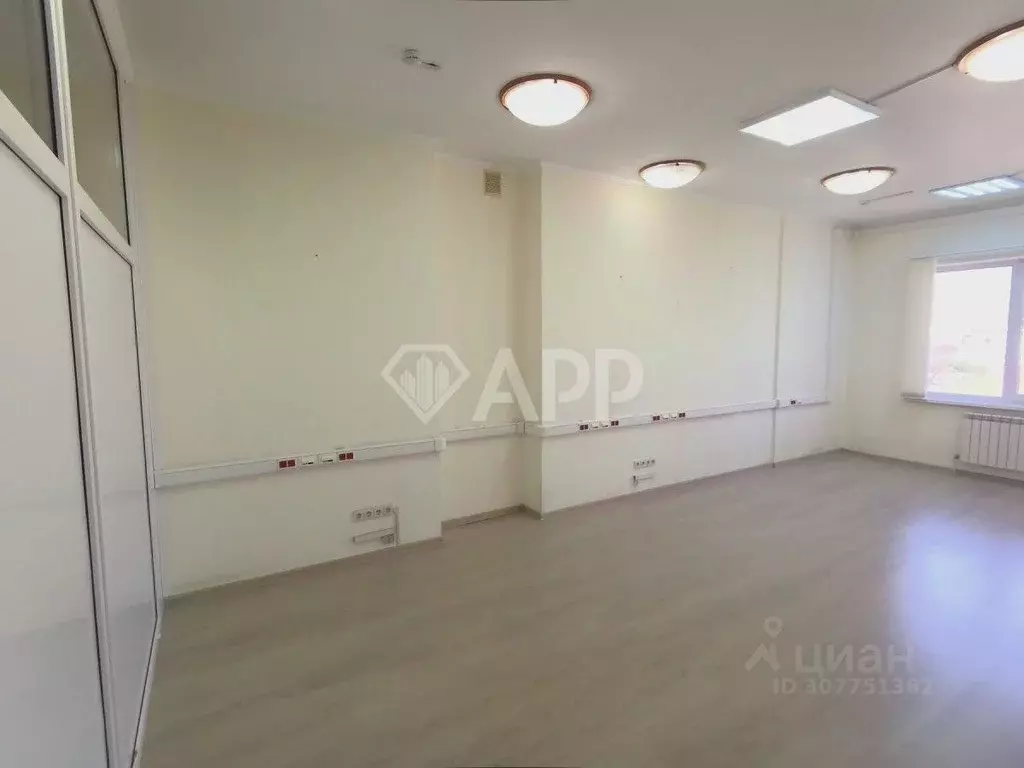 Офис в Краснодарский край, Новороссийск ул. Видова, 1А (39 м) - Фото 1