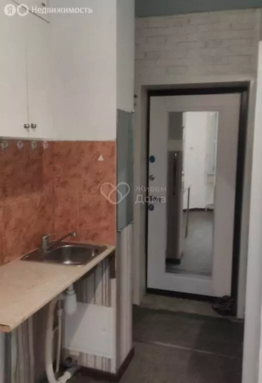 Квартира-студия: Волгоград, Казахская улица, 16 (10.1 м) - Фото 1
