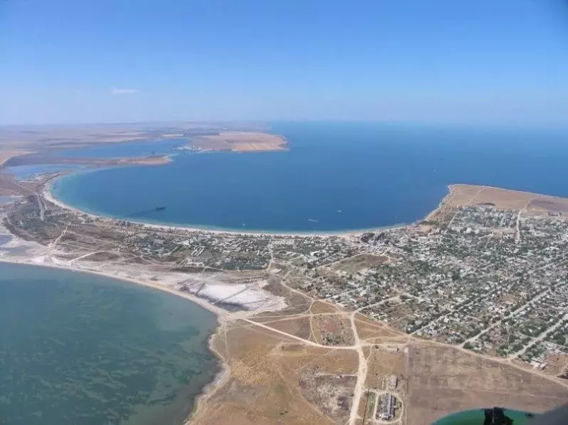 Участок в Крым, Черноморский район, с. Межводное ул. Керченская (20.0 ... - Фото 0