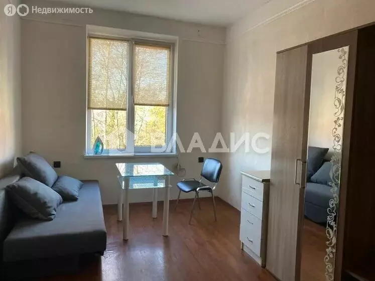 1к в 3-комнатной квартире (17 м) - Фото 1