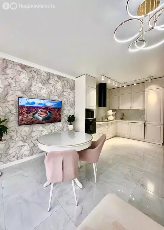 3-комнатная квартира: Сочи, микрорайон Центральный, Первомайская ... - Фото 1