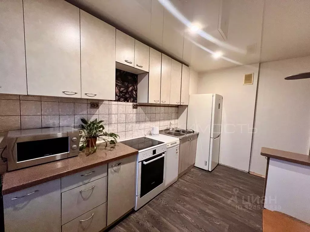 4-к кв. Кировская область, Киров Ульяновская ул., 6 (87.2 м) - Фото 1