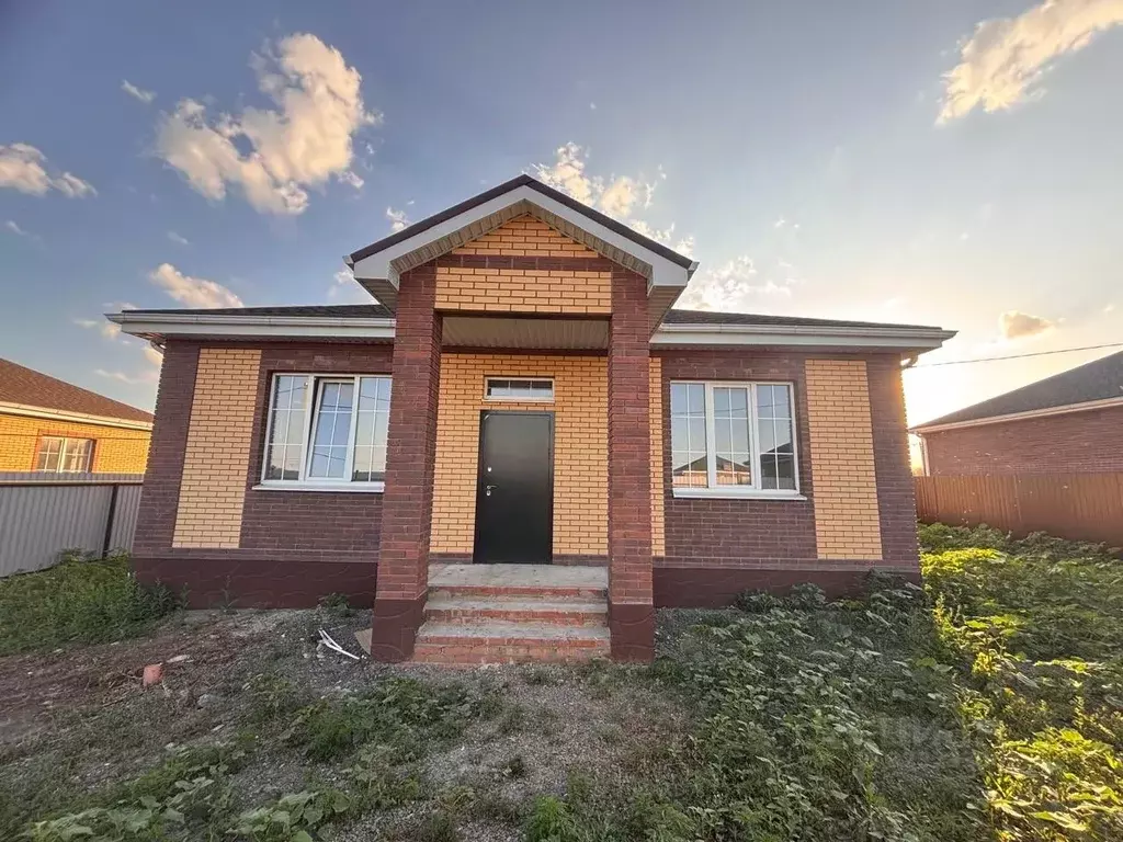 Дом в Ростовская область, Неклиновский район, с. Новобессергеневка ул. ... - Фото 1