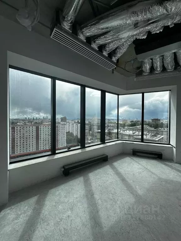 3-к кв. Москва пл. Курского Вокзала, 1 (70.7 м) - Фото 0