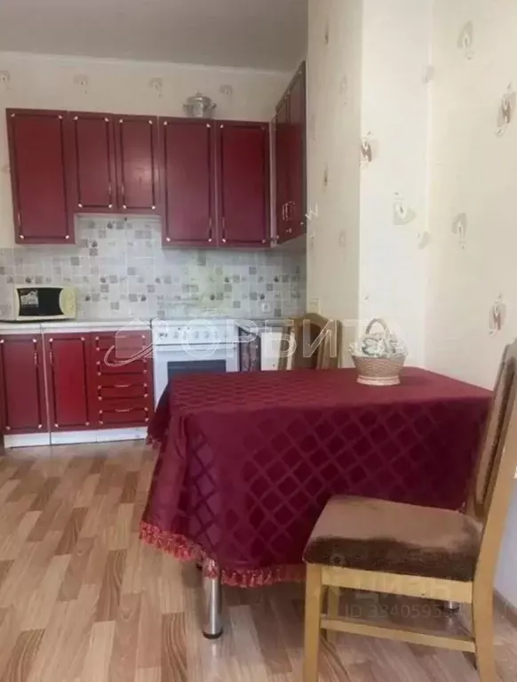 1-к кв. Тюменская область, Тюмень ул. Василия Гольцова, 3 (43.3 м) - Фото 1