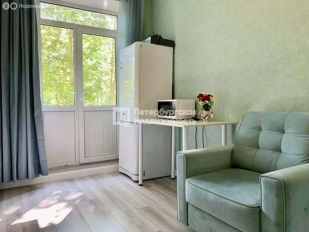 3к в 14-комнатной квартире (10.9 м) - Фото 1