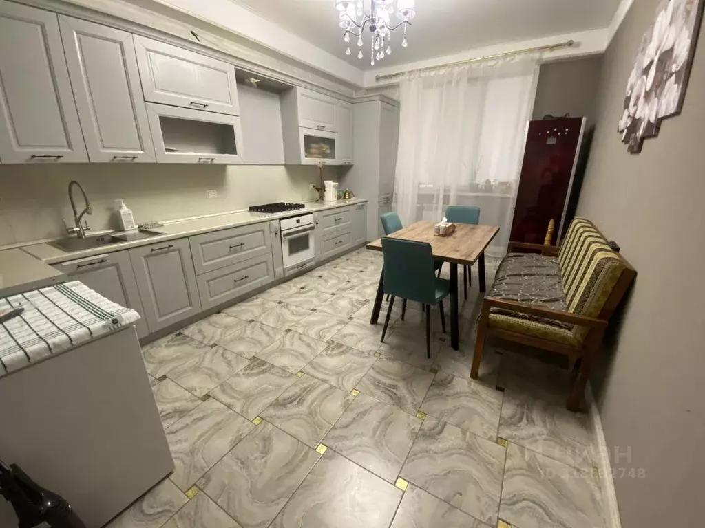 2-к кв. Дагестан, Махачкала ул. Гапцахская (83.0 м) - Фото 0