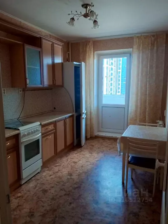 2-к кв. Татарстан, Набережные Челны ул. Раскольникова, 13 (55.0 м) - Фото 0