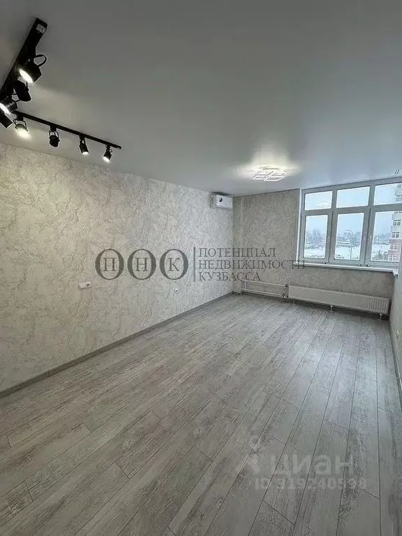 Студия Кемеровская область, Кемерово 72А мкр,  (27.2 м) - Фото 0