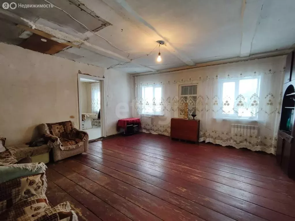 Дом в Балашовский район, рабочий посёлок Пинеровка, 1-я ... - Фото 2