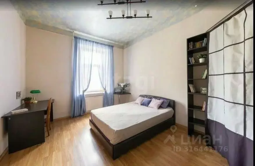 Комната Санкт-Петербург ул. Большая Зеленина, 13 (25.0 м) - Фото 1