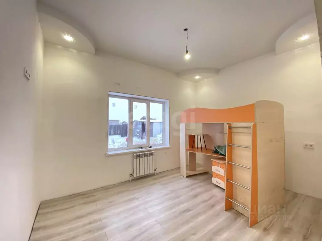 Дом в Красноярский край, Красноярск городской округ, пос. Солонцы, ... - Фото 1