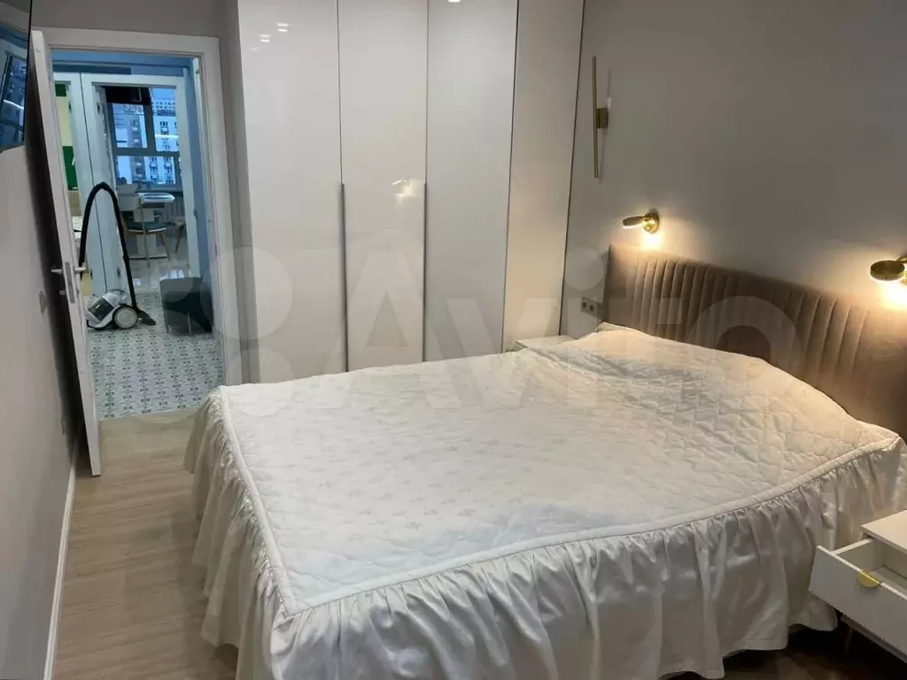 2-к. квартира, 55 м, 8/8 эт. - Фото 1