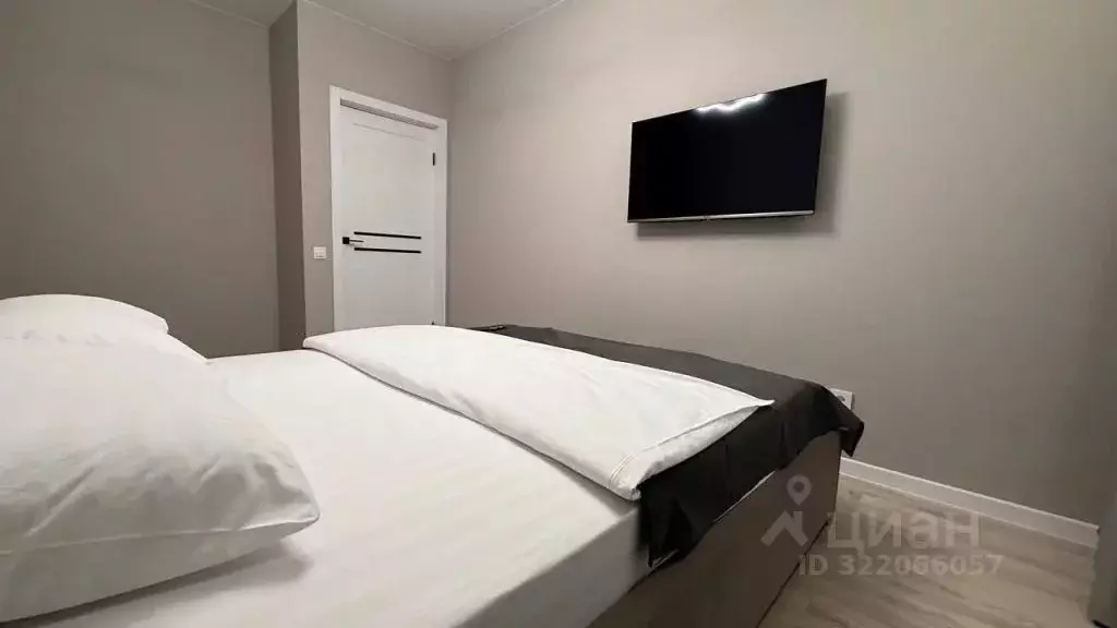 1-к кв. Удмуртия, Ижевск Красная ул., 140 (45.0 м) - Фото 2