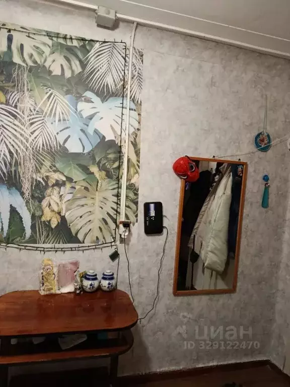 Комната Омская область, Омск ул. Петра Ильичева, 2 (13.0 м) - Фото 2