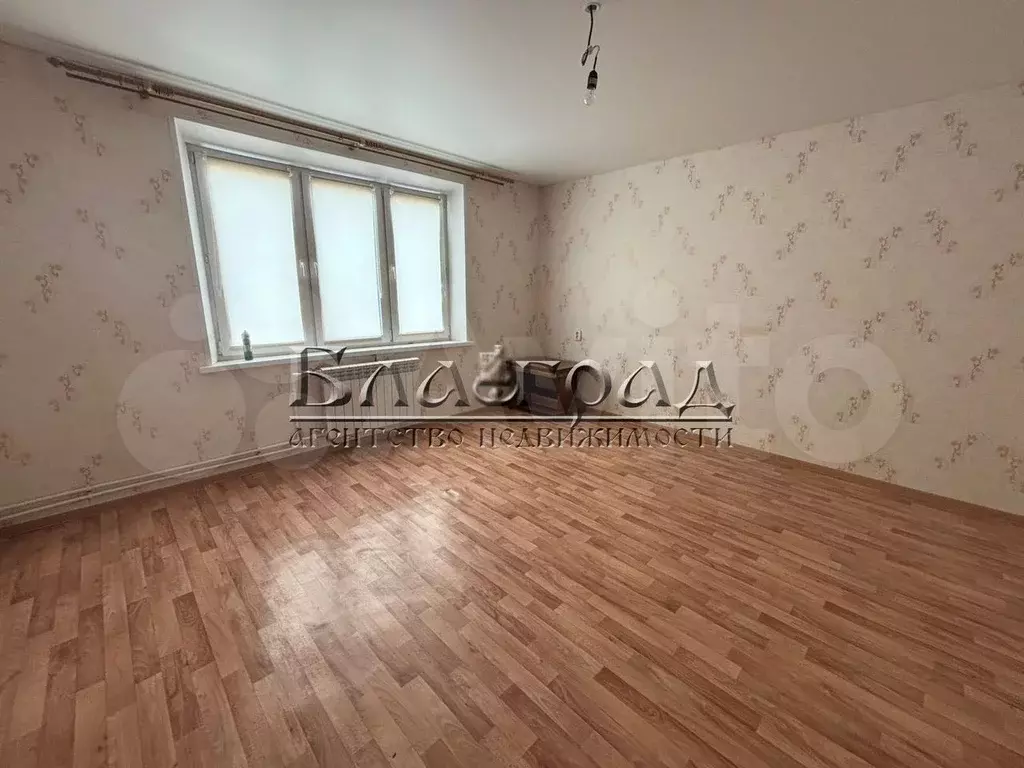 2-к. квартира, 55 м, 1/3 эт. - Фото 0
