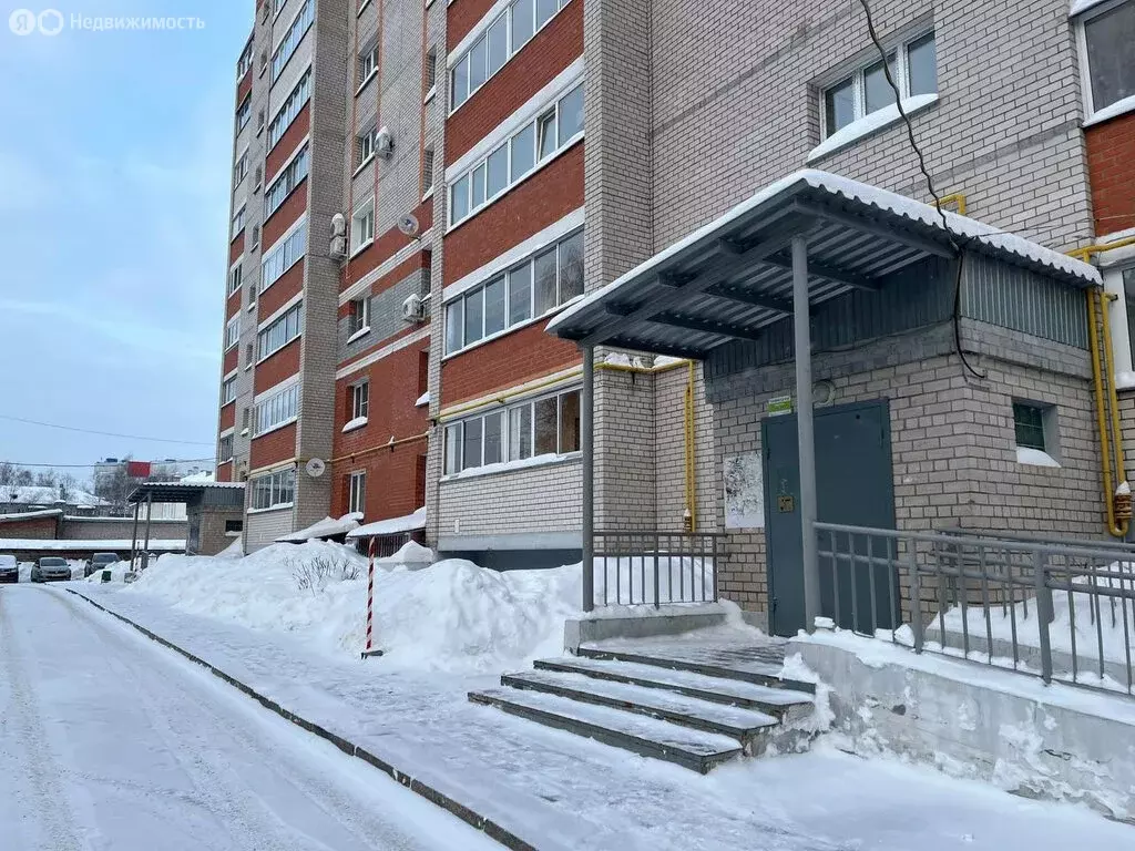 1-комнатная квартира: Киров, улица Ивана Попова, 10к1 (39 м) - Фото 2