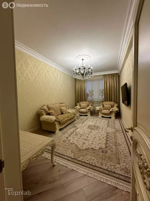 3-комнатная квартира: Каспийск, Приморская улица, 16К (100 м) - Фото 2