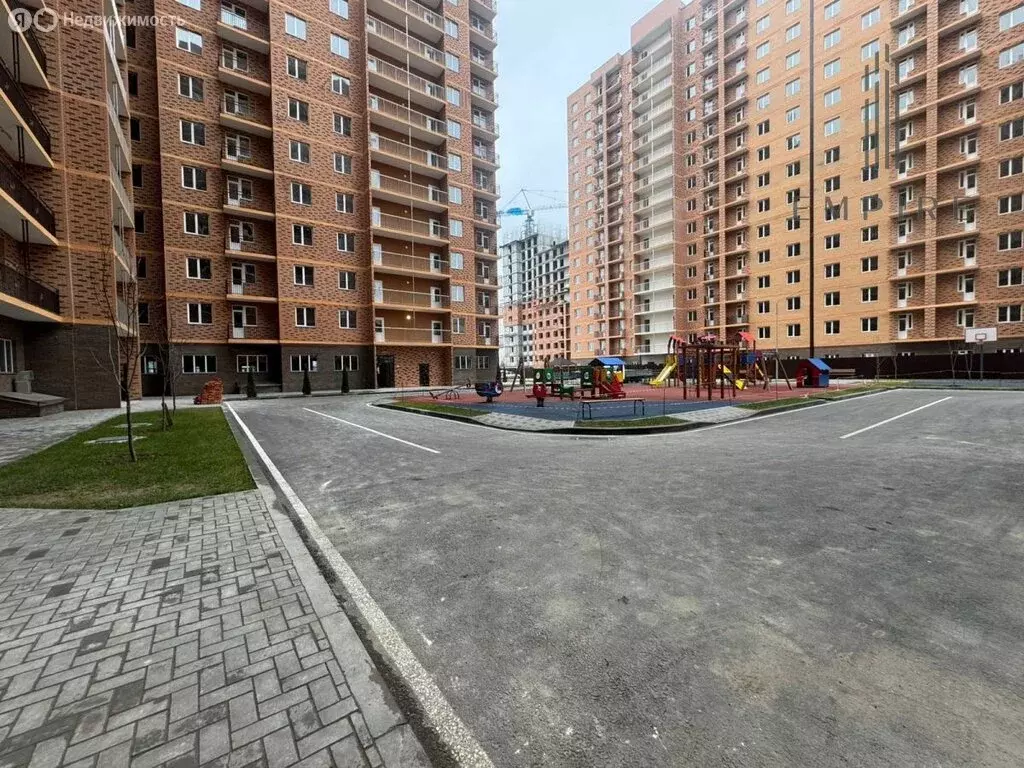 1-комнатная квартира: Грозный, улица Мамсурова, 1 (49.1 м) - Фото 1