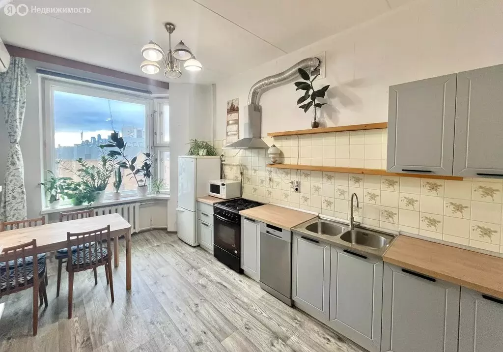 4-комнатная квартира: Москва, Староконюшенный переулок, 26 (130.3 м) - Фото 0