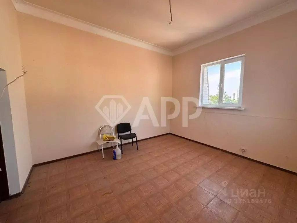 Офис в Краснодарский край, Геленджик ул. Тельмана, 130 (25 м) - Фото 2