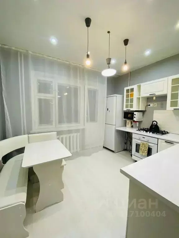 2-к кв. Саха (Якутия), Якутск ул. Кирова, 19/3 (60.0 м) - Фото 0