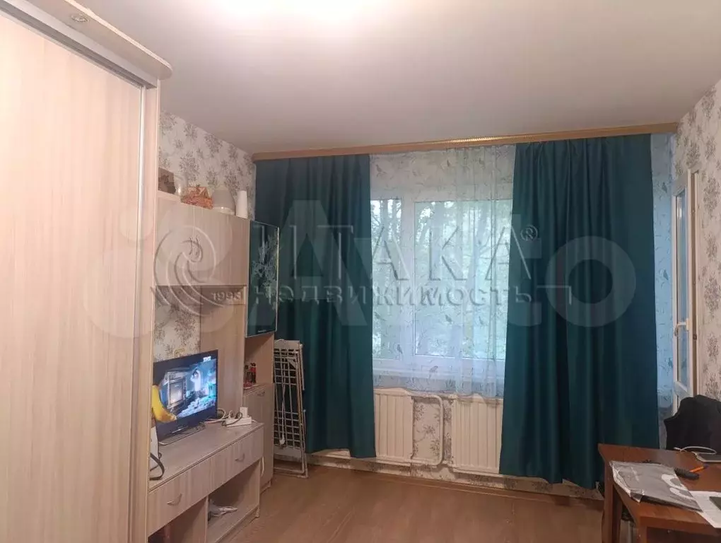 Комната 48,5 м в 3-к., 1/9 эт. - Фото 0