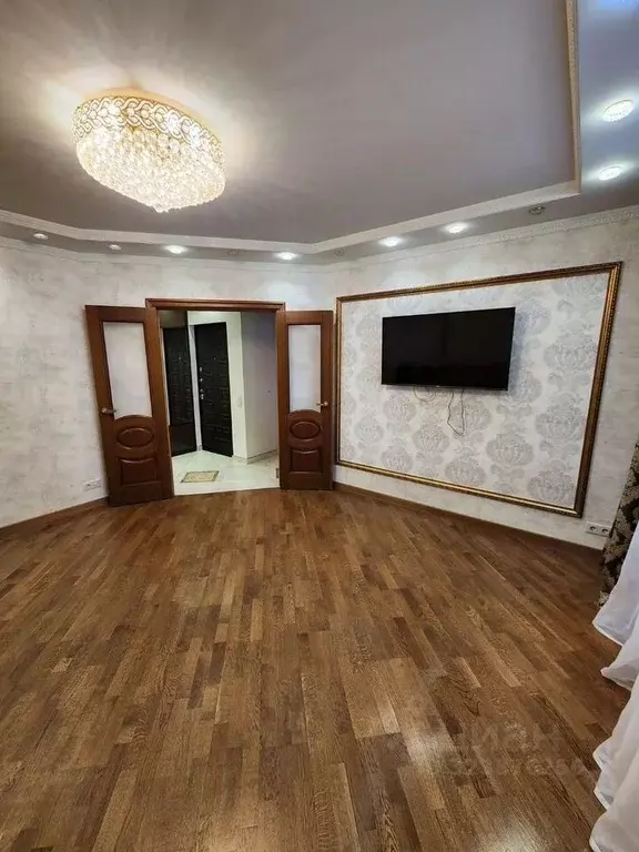 3-к кв. Москва Внуковское поселение, ул. Летчика Ульянина, 2 (80.0 м) - Фото 1