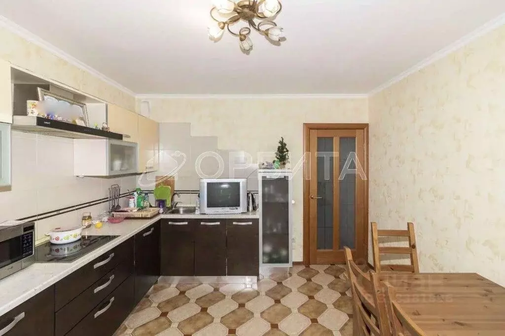 3-к кв. Тюменская область, Тюмень Широтная ул., 136к1 (91.2 м) - Фото 1