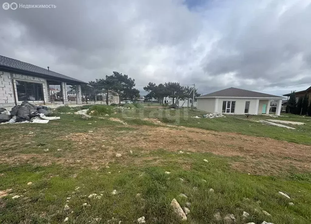 Участок в Севастополь, садоводческое товарищество Янтарь (8 м) - Фото 1