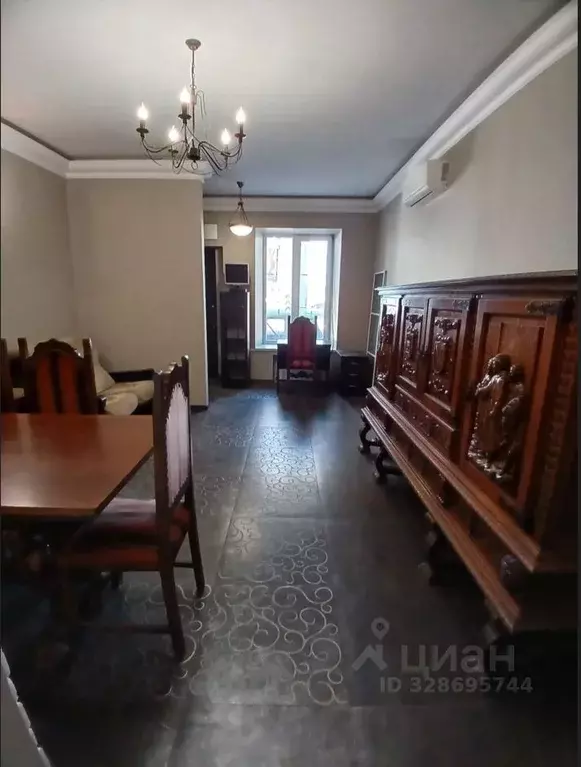 Офис в Астраханская область, Астрахань ул. Куйбышева, 63 (30 м) - Фото 1